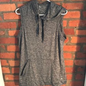 GapFit Gray Hooded Workout Tank, Medium